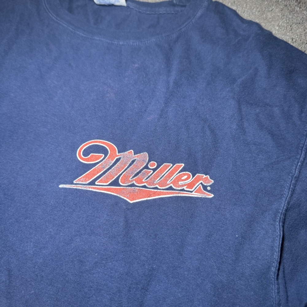 Miller Milwaukee Beer Graphic T-Shirt Mens Medium Navy Blue Comfort Wash Cotton - Picture 2 of 7